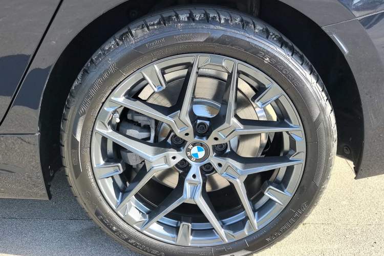 Used BMW 3 Series 2025 330i M Sport Night Edition Package Exterior 7
