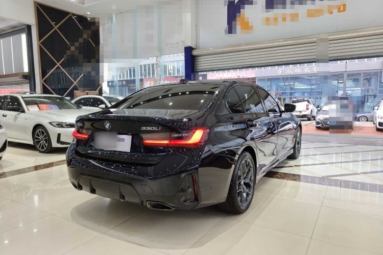 Used BMW 3 Series 2025 330Li M Sport Shadowline Package Exterior 7