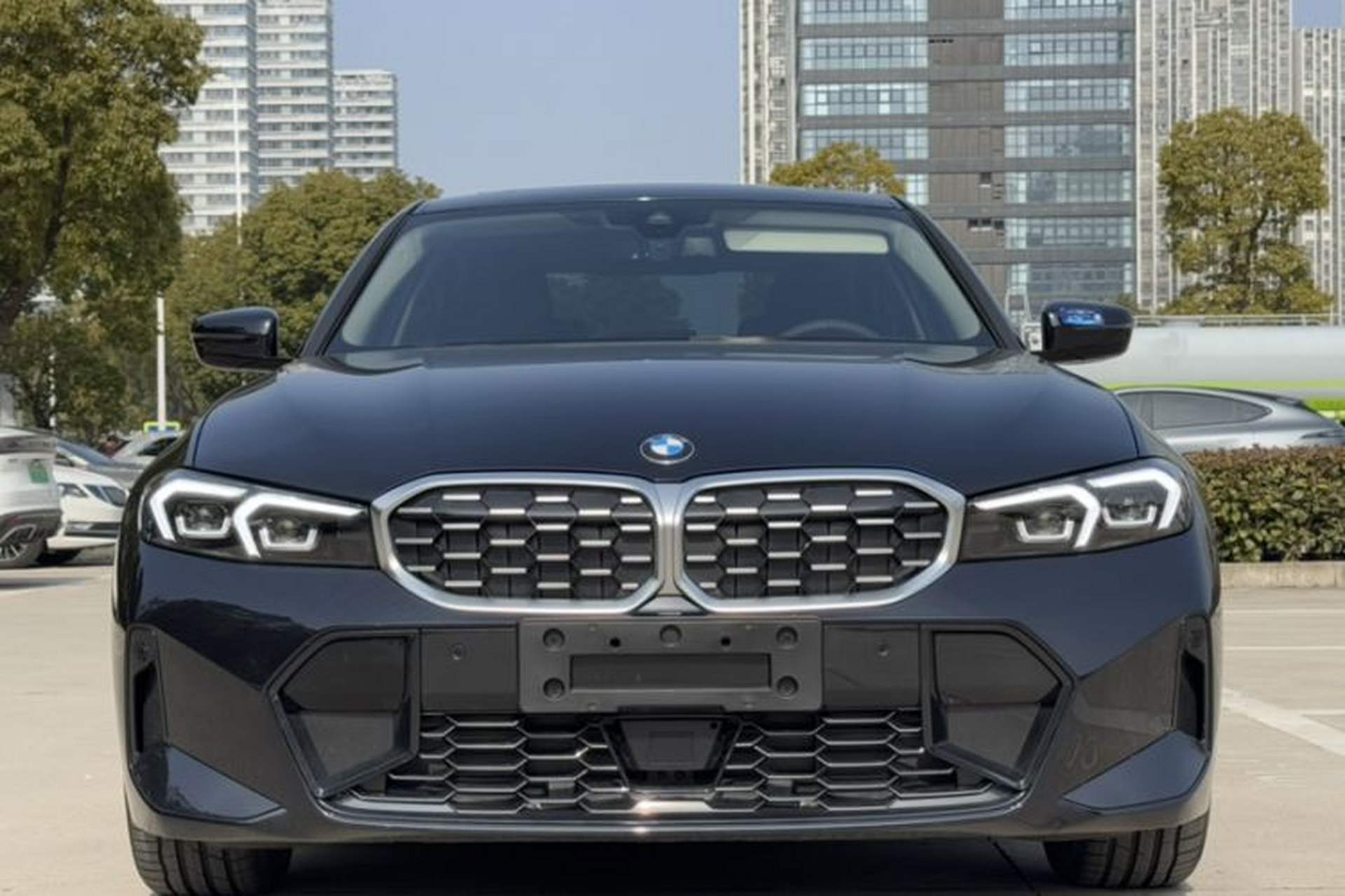 Used BMW 3 Series 2025 325Li M Sport Package Exterior 7