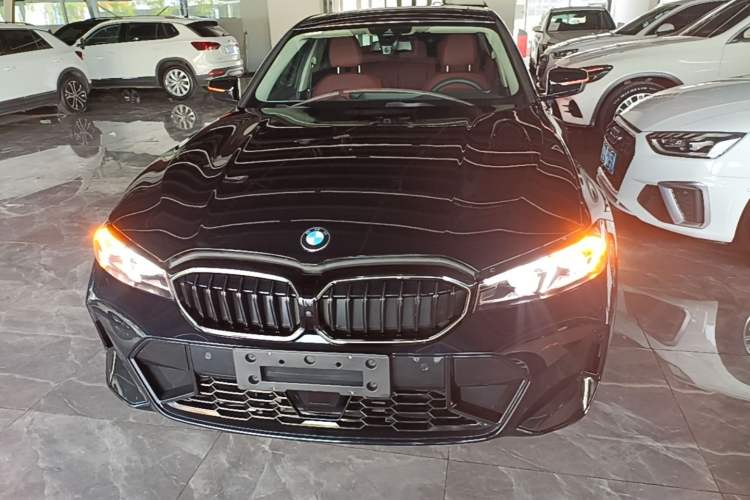 Used BMW 3 Series 2025 330Li M Sport Shadowline Package Front