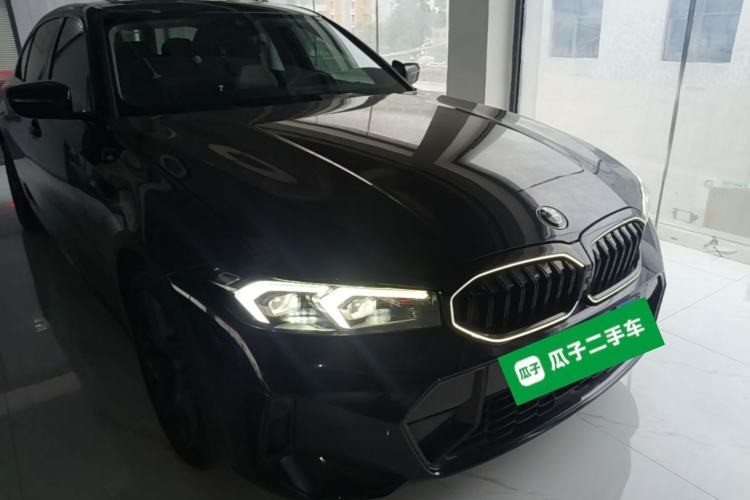 Used BMW 3 Series 2025 330Li M Sport Shadowline Package Front Right 45 Deg