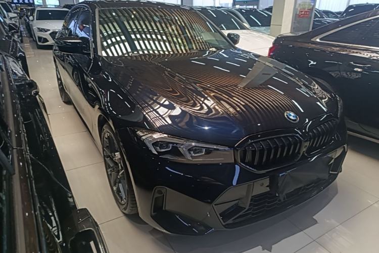 Used BMW 3 Series 2025 330i M Sport Night Edition Package Front Right 45 Deg