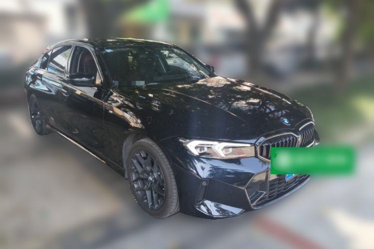 Used BMW 3 Series 2025 330Li M Sport Shadowline Package Front Right 45 Deg