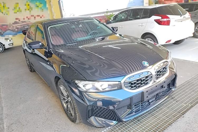 Used BMW 3 Series 2025 325Li M Sport Package Front Right 45 Deg