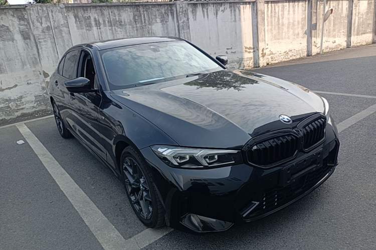 Used BMW 3 Series 2025 330Li M Sport Shadowline Package Front Right 45 Deg