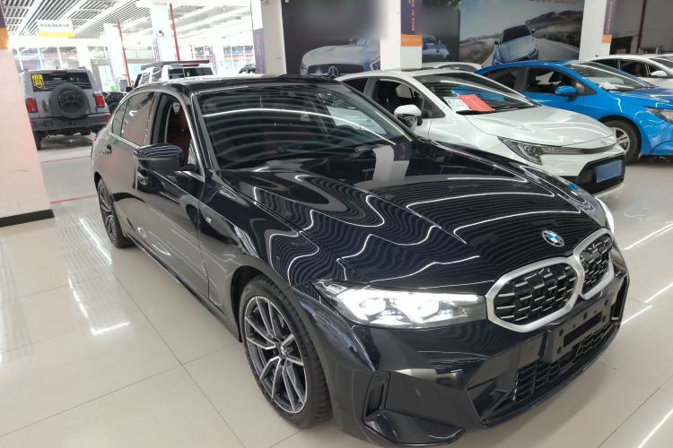 Used BMW 3 Series 2025 325Li M Sport Package Front Right 45 Deg