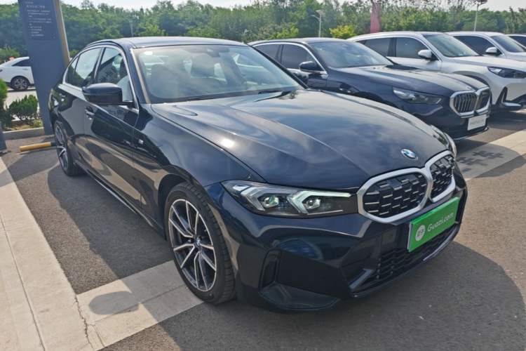 Used BMW 3 Series 2025 325Li M Sport Package Front Right 45 Deg