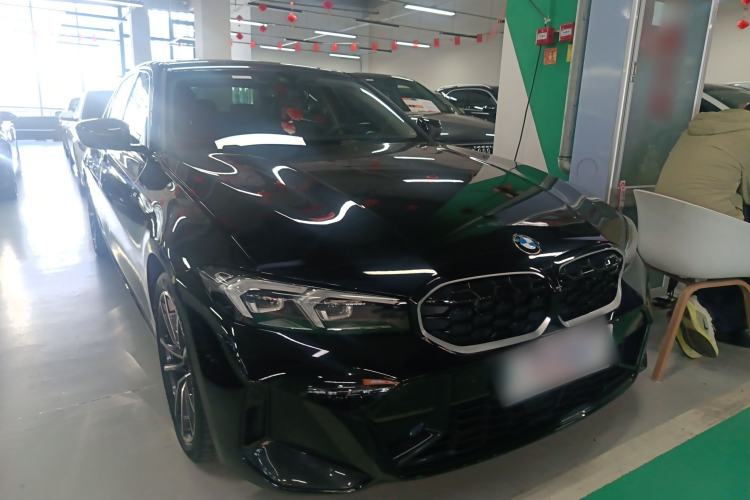 Used BMW 3 Series 2025 325Li M Sport Package Front Right 45 Deg