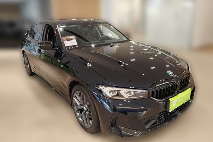 Used BMW 3 Series 2025 330Li M Sport Shadowline Package Front Right 45 Deg