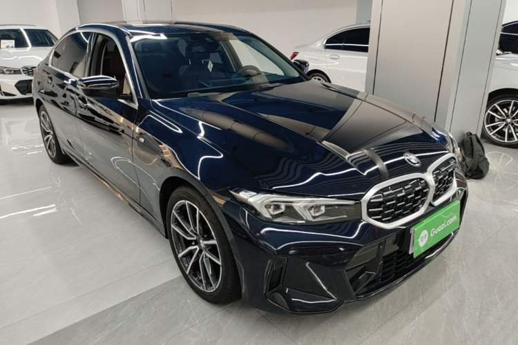 Used BMW 3 Series 2025 325Li M Sport Package Front Right 45 Deg