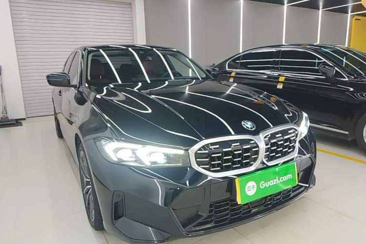 Used BMW 3 Series 2025 325Li M Sport Package Front Right 45 Deg