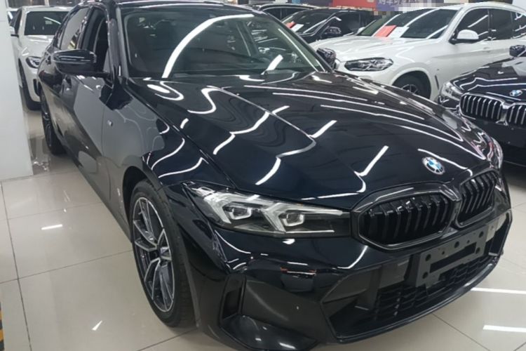 Used BMW 3 Series 2025 325Li M Sport Package Front Right 45 Deg