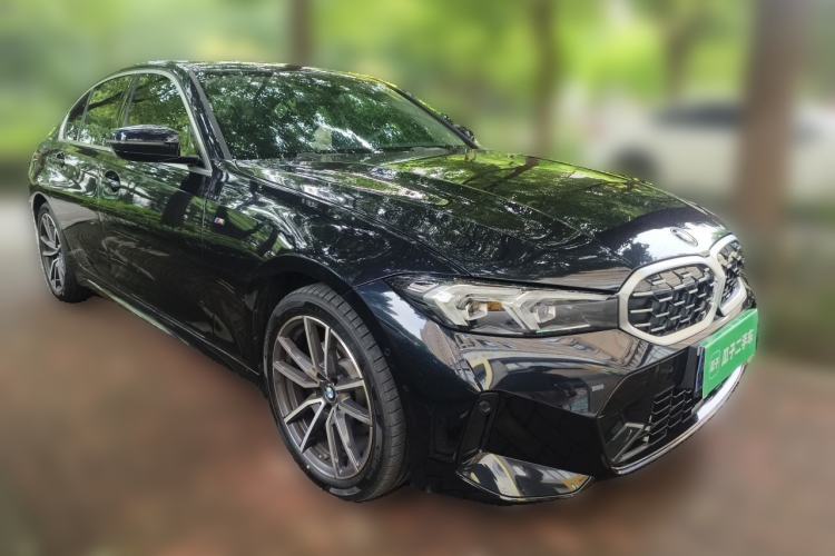 Used BMW 3 Series 2025 325i M Sport Package Front Right 45 Deg
