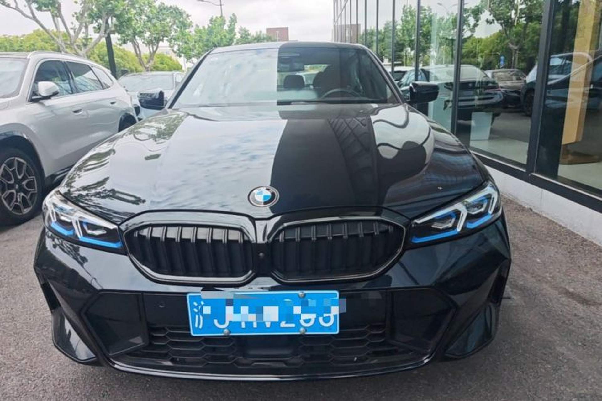 Used BMW 3 Series 2025 330Li M Sport Shadowline Package Front