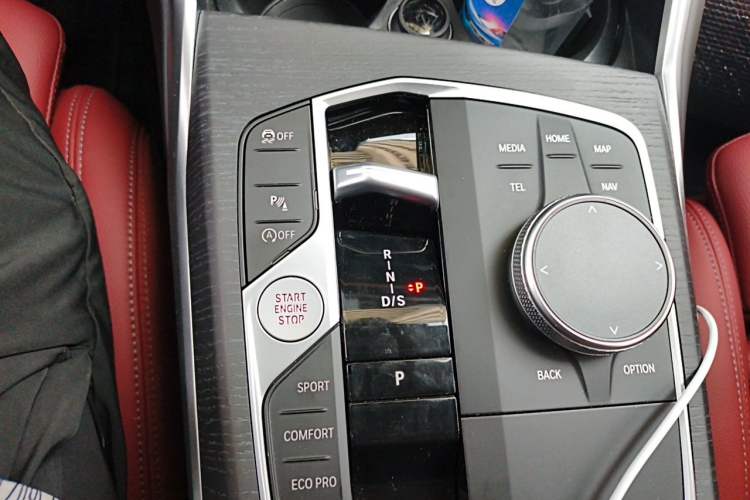 Used BMW 3 Series 2025 325Li M Sport Package Gear Lever