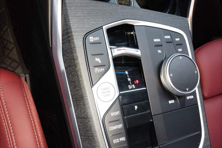 Used BMW 3 Series 2025 325Li M Sport Package Gear Lever