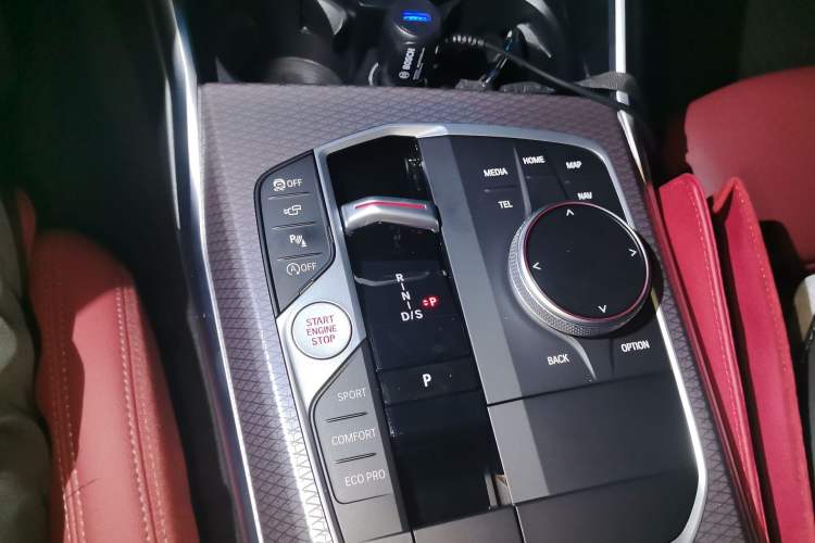 Used BMW 3 Series 2025 330Li M Sport Shadowline Package Gear Lever