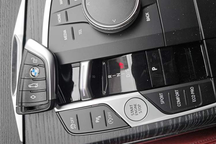 Used BMW 3 Series 2025 325Li M Sport Package Gear Lever