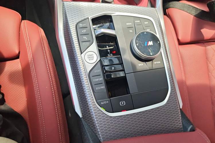 Used BMW 3 Series 2025 330Li M Sport Shadowline Package Gear Lever