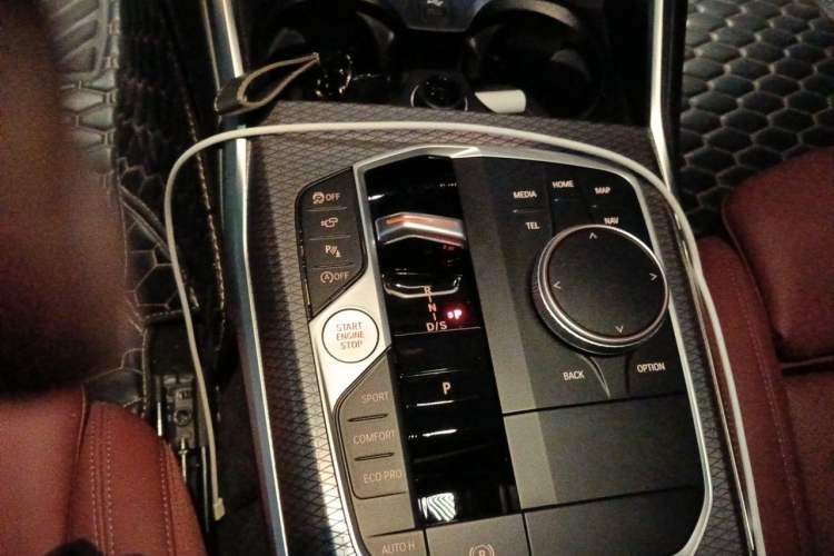Used BMW 3 Series 2025 330i M Sport Night Edition Package Gear Lever