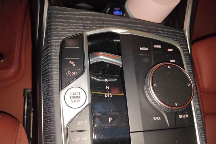 Used BMW 3 Series 2025 325Li M Sport Package Gear Lever