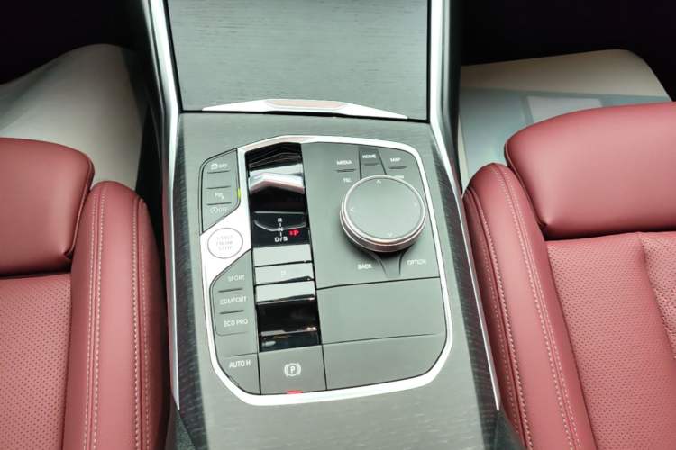 Used BMW 3 Series 2025 325Li M Sport Package Gear Lever