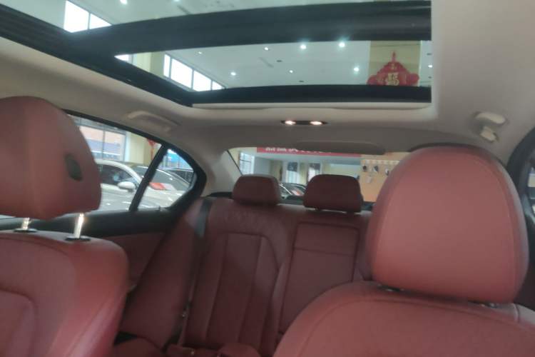 Used BMW 3 Series 2025 325Li M Sport Package Headliner
