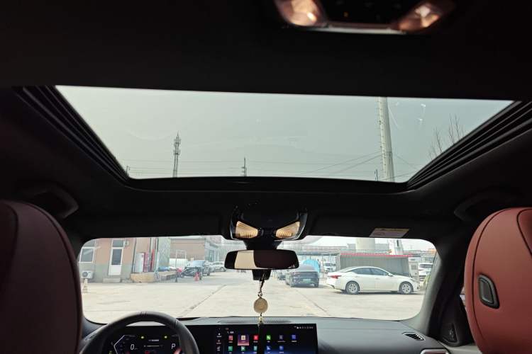 Used BMW 3 Series 2025 330i M Sport Night Edition Package Headliner