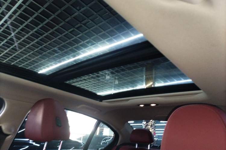 Used BMW 3 Series 2025 325Li M Sport Package Headliner
