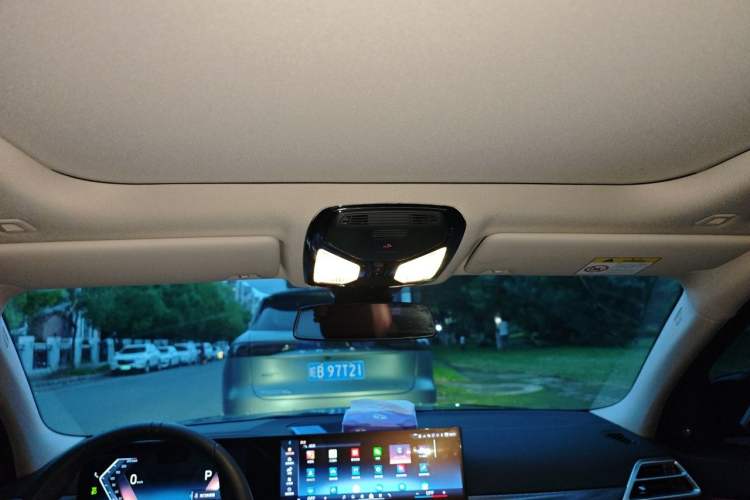 Used BMW 3 Series 2025 330Li M Sport Shadowline Package Headliner