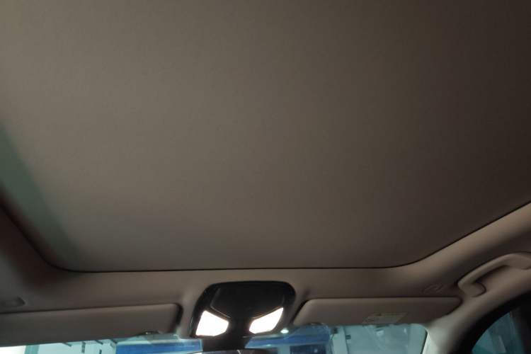 Used BMW 3 Series 2025 330Li M Sport Shadowline Package Headliner