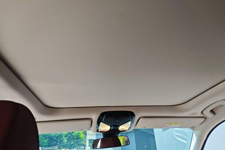 Used BMW 3 Series 2025 330Li M Sport Shadowline Package Headliner