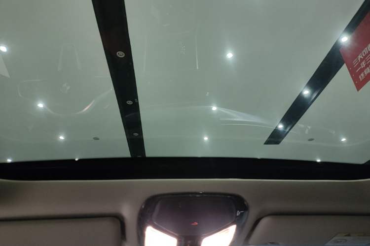 Used BMW 3 Series 2025 330Li M Sport Shadowline Package Headliner
