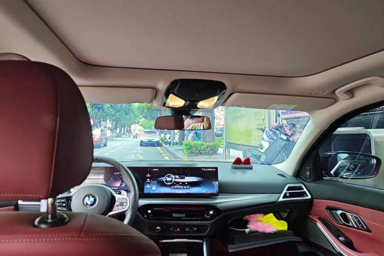 Used BMW 3 Series 2025 330Li M Sport Shadowline Package Headliner