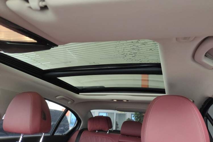 Used BMW 3 Series 2025 325Li M Sport Package Headliner