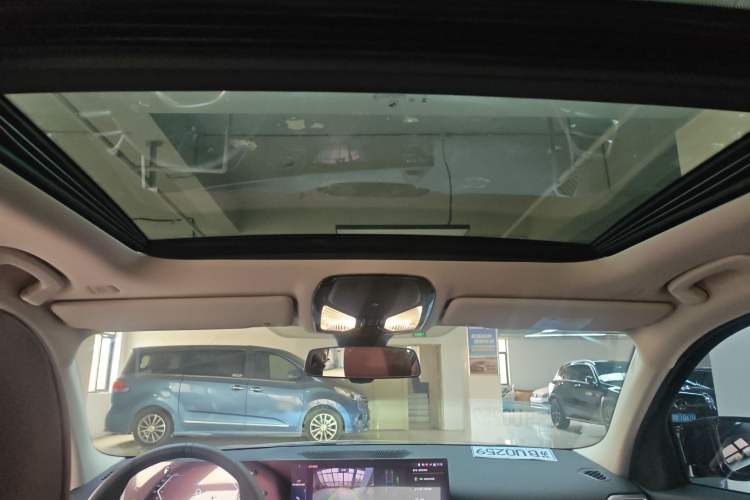 Used BMW 3 Series 2025 325Li M Sport Package Headliner