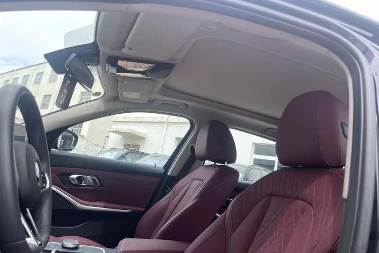 Used BMW 3 Series 2025 330Li M Sport Shadowline Package Headliner