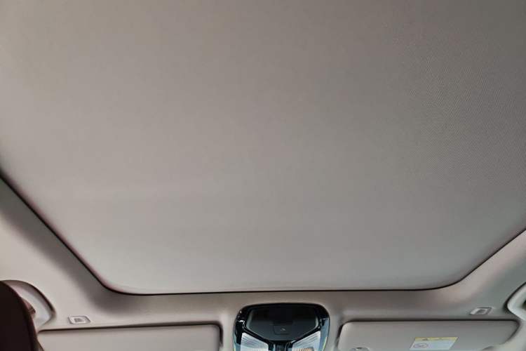 Used BMW 3 Series 2025 330Li M Sport Shadowline Package Headliner