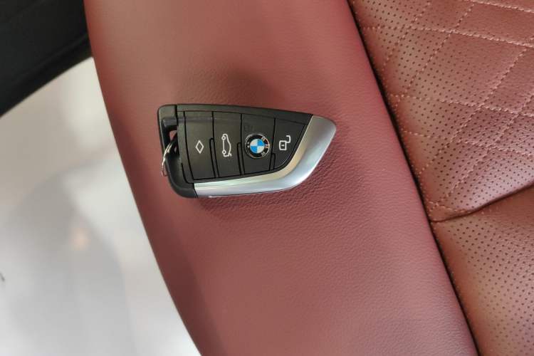 Used BMW 3 Series 2025 325Li M Sport Package Interior 1