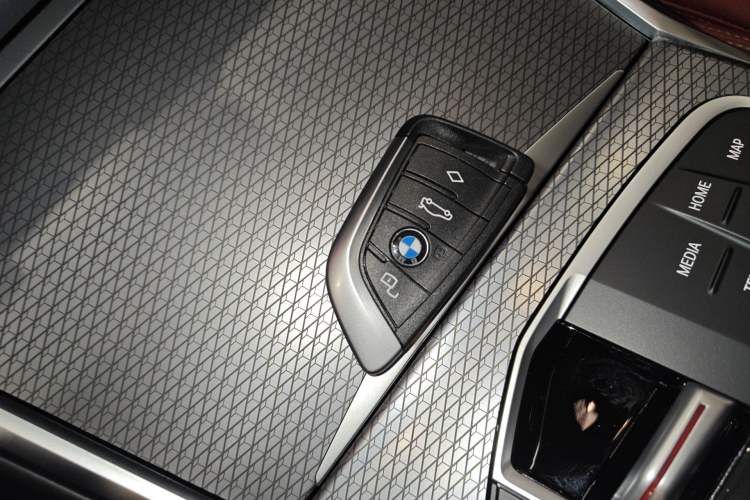 Used BMW 3 Series 2025 330i M Sport Night Edition Package Interior 1
