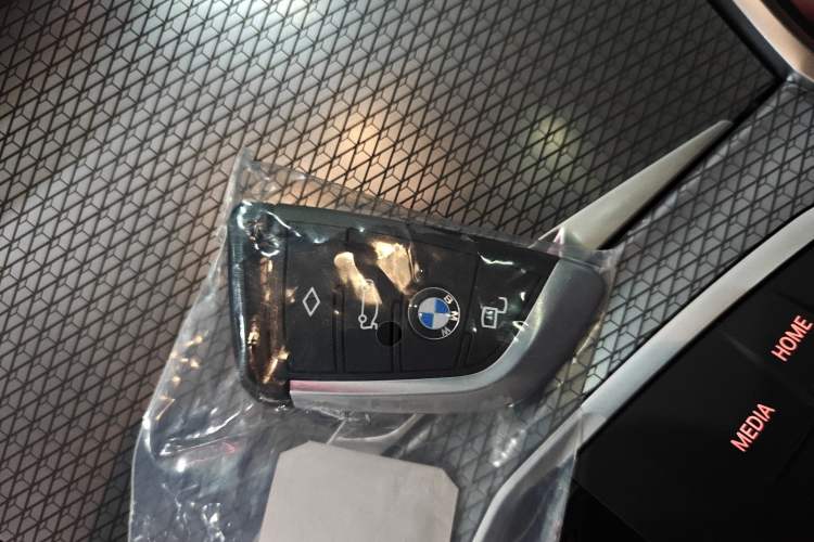 Used BMW 3 Series 2025 330i M Sport Night Edition Package Interior 1