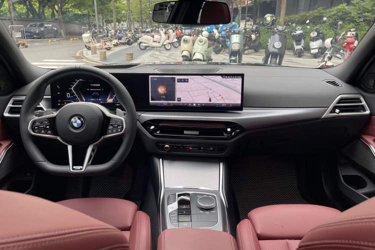 Used BMW 3 Series 2025 330Li Luxury Edition M Sport Night Edition Package Interior 1
