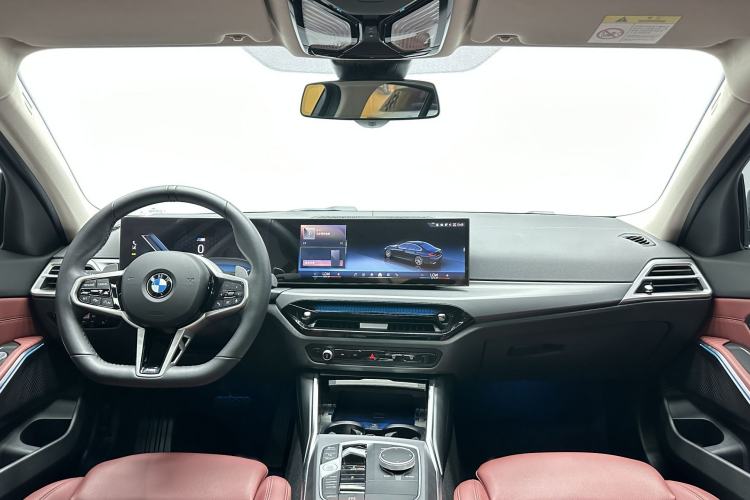 Used BMW 3 Series 2025 325i M Sport Package Interior 1