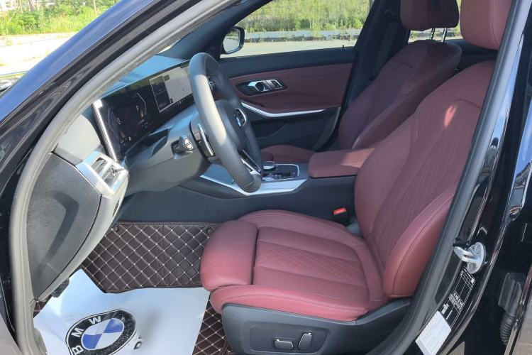 Used BMW 3 Series 2025 330i M Sport Night Edition Package Interior 2