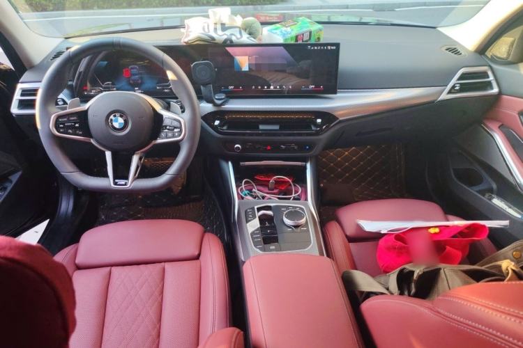 Used BMW 3 Series 2025 330Li M Sport Shadowline Package Interior 2