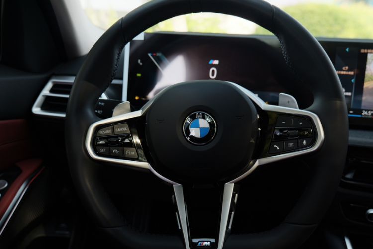 Used BMW 3 Series 2025 325Li M Sport Package Interior 2