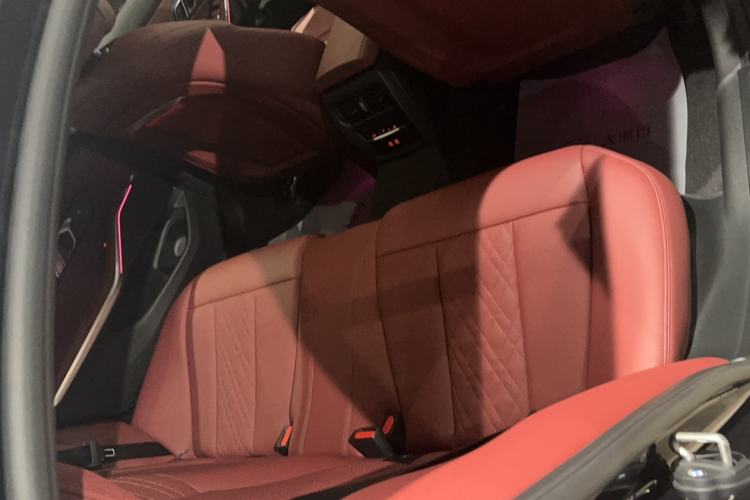 Used BMW 3 Series 2025 330Li M Sport Shadowline Package Interior 2