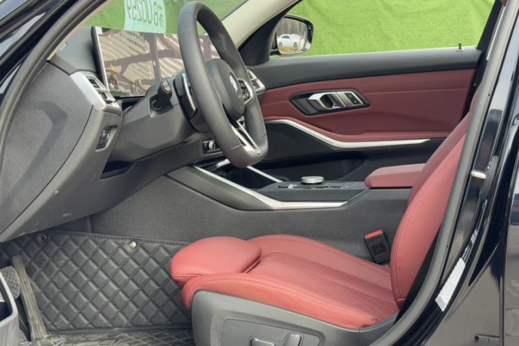 Used BMW 3 Series 2025 325Li M Sport Package Interior 3