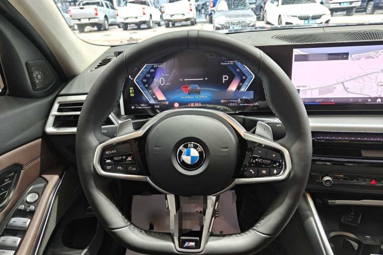 Used BMW 3 Series 2025 330Li M Sport Shadowline Package Interior 4