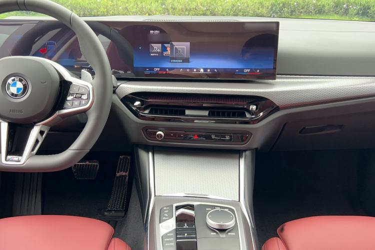 Used BMW 3 Series 2025 330Li M Sport Shadowline Package Interior 4